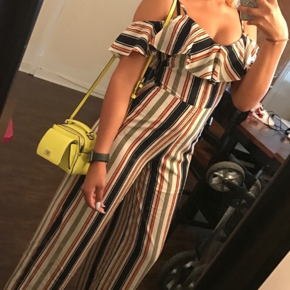 Multicolor stripe jumpsuit. Size medium - Picture 3 of 3